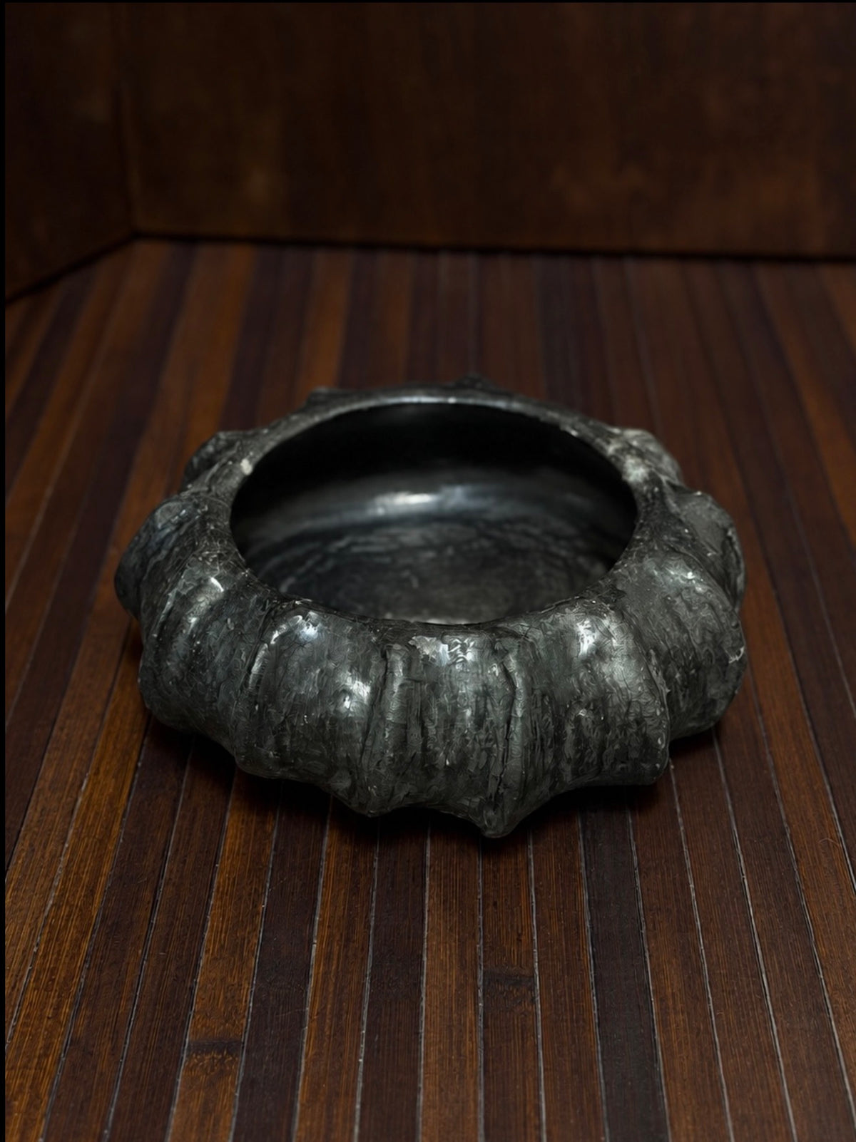 Handcrafted Sejnane Charcoal Bowl
