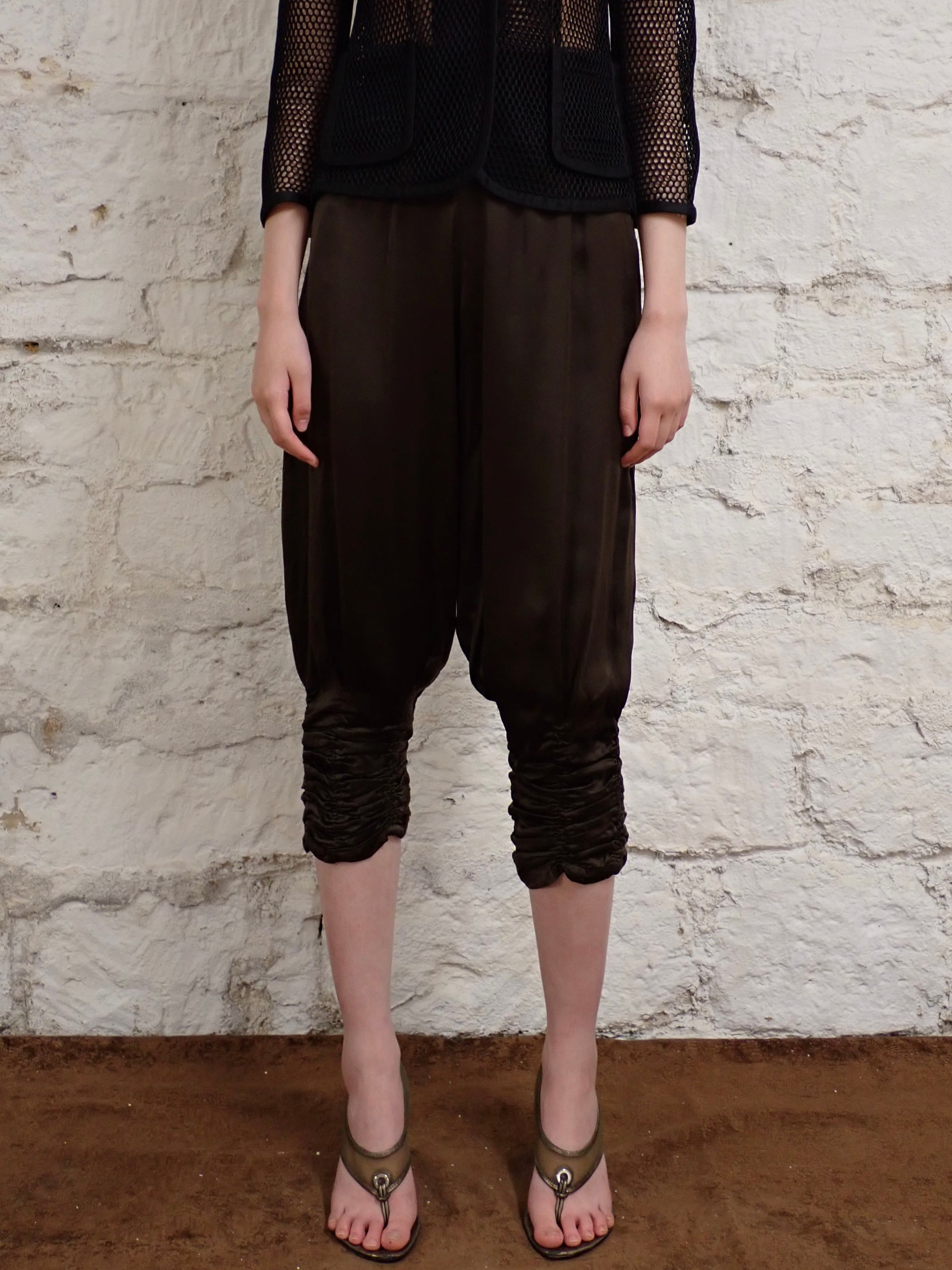 Baloon satin capri pants