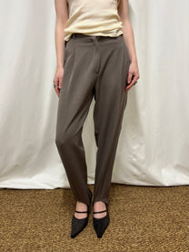 Stirrup pants