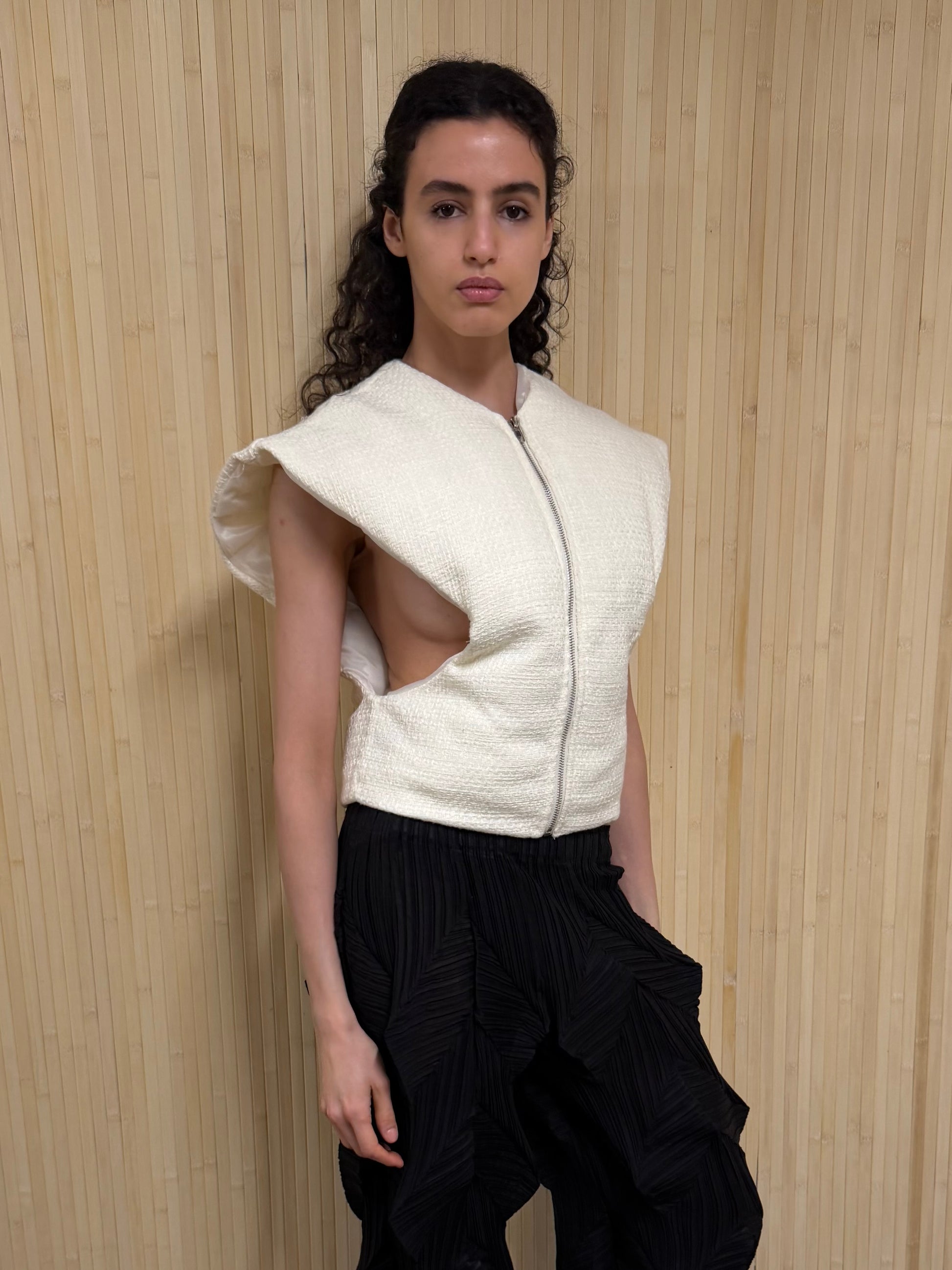 Structured vest