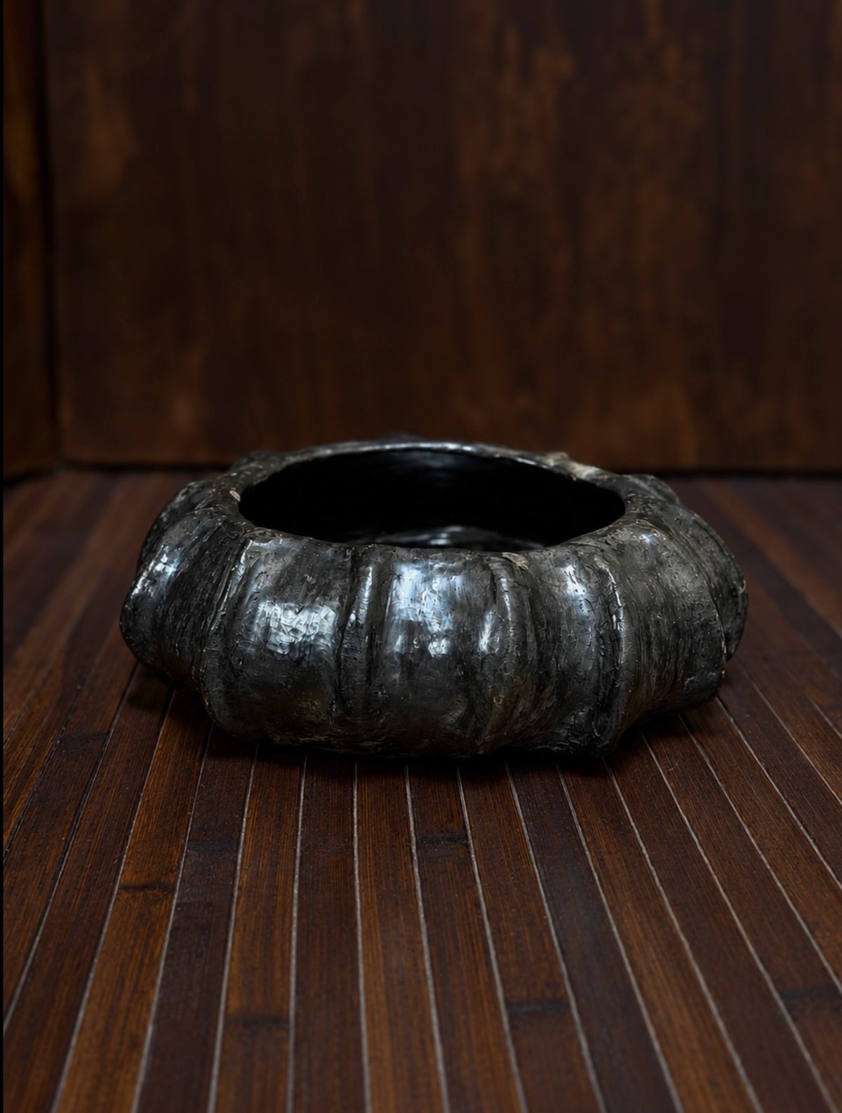 Handcrafted Sejnane Charcoal Bowl
