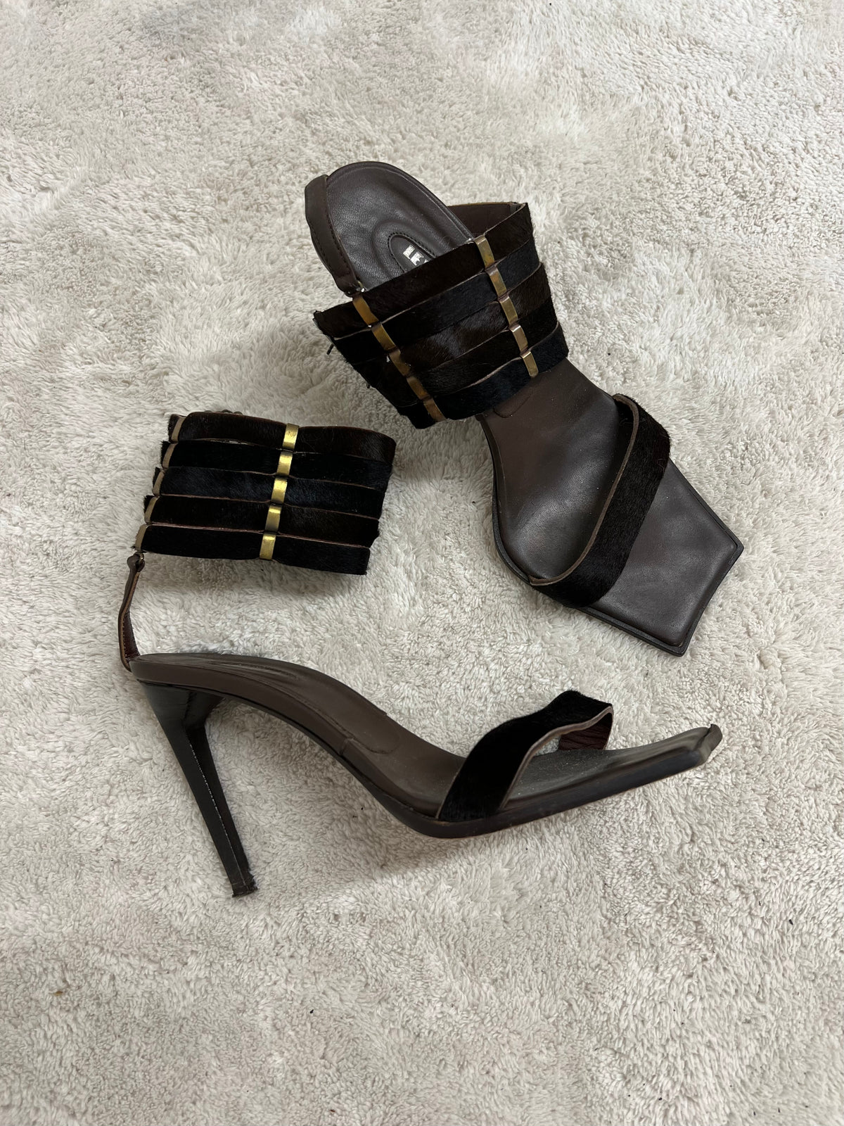 Pony hair sandals