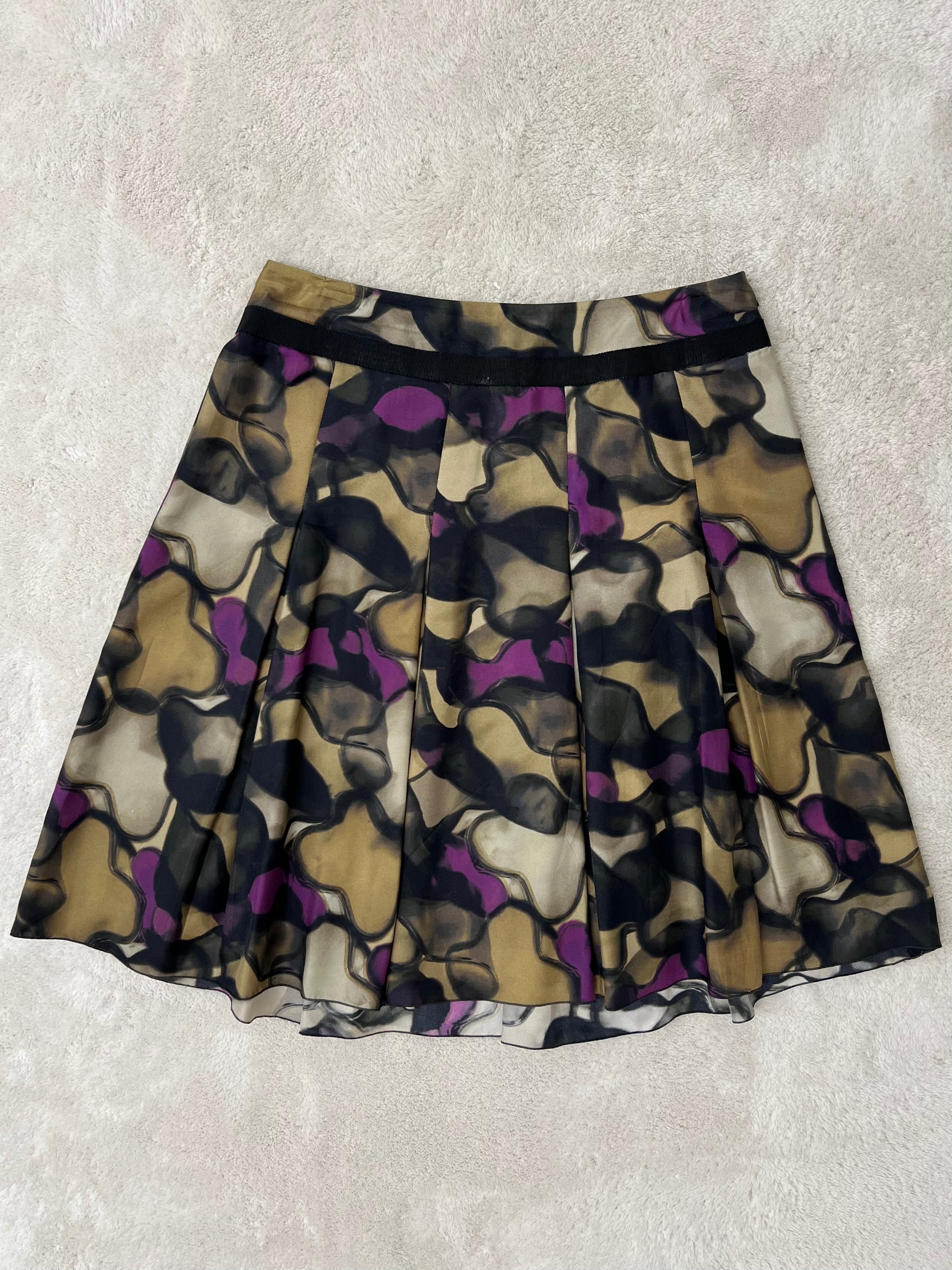 Graphic skirt