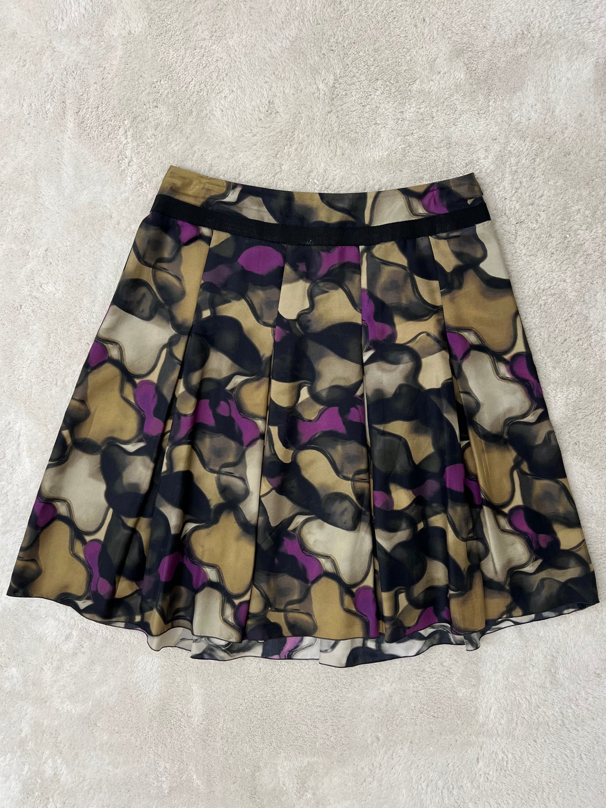 Graphic skirt