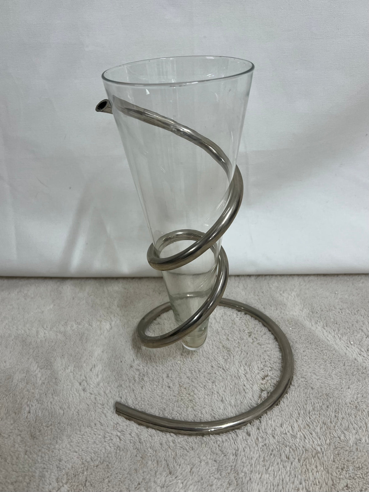 Suspended vase