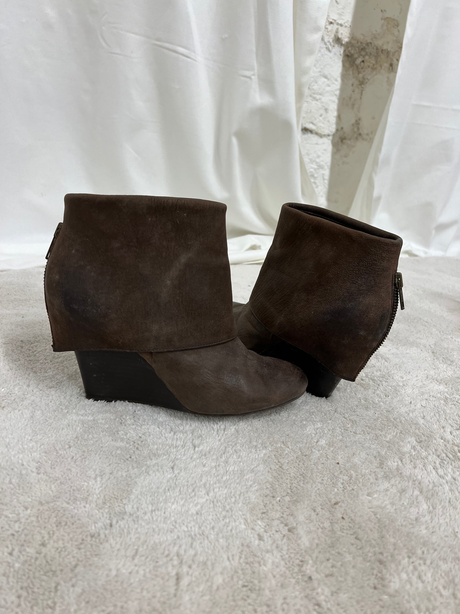ASH Wedges ankle boots