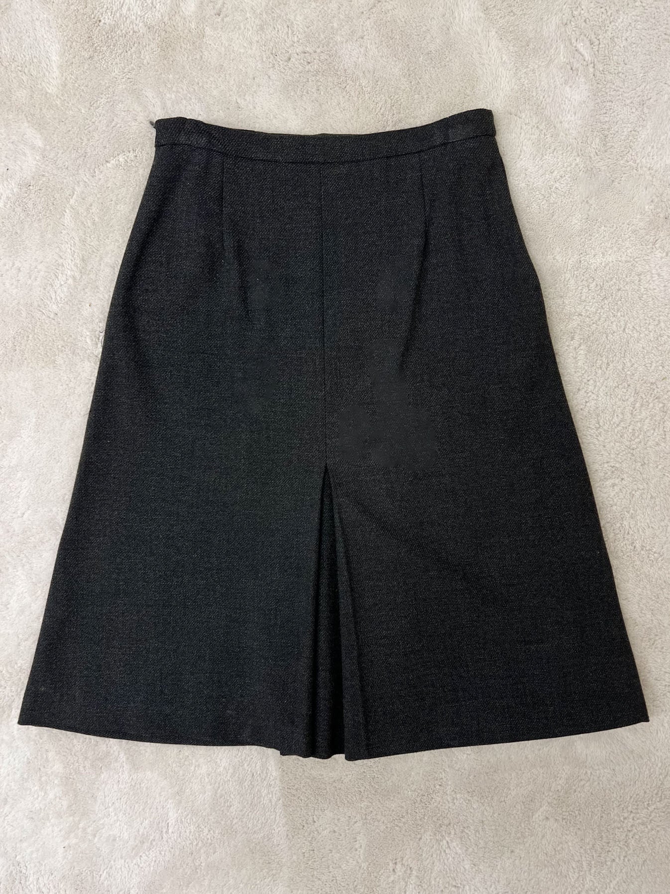 Buttons midi skirt