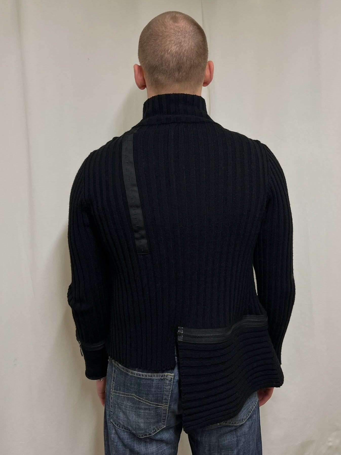 Zipped cardigan