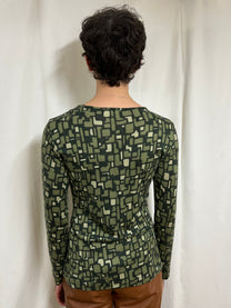 Graphic long sleeves