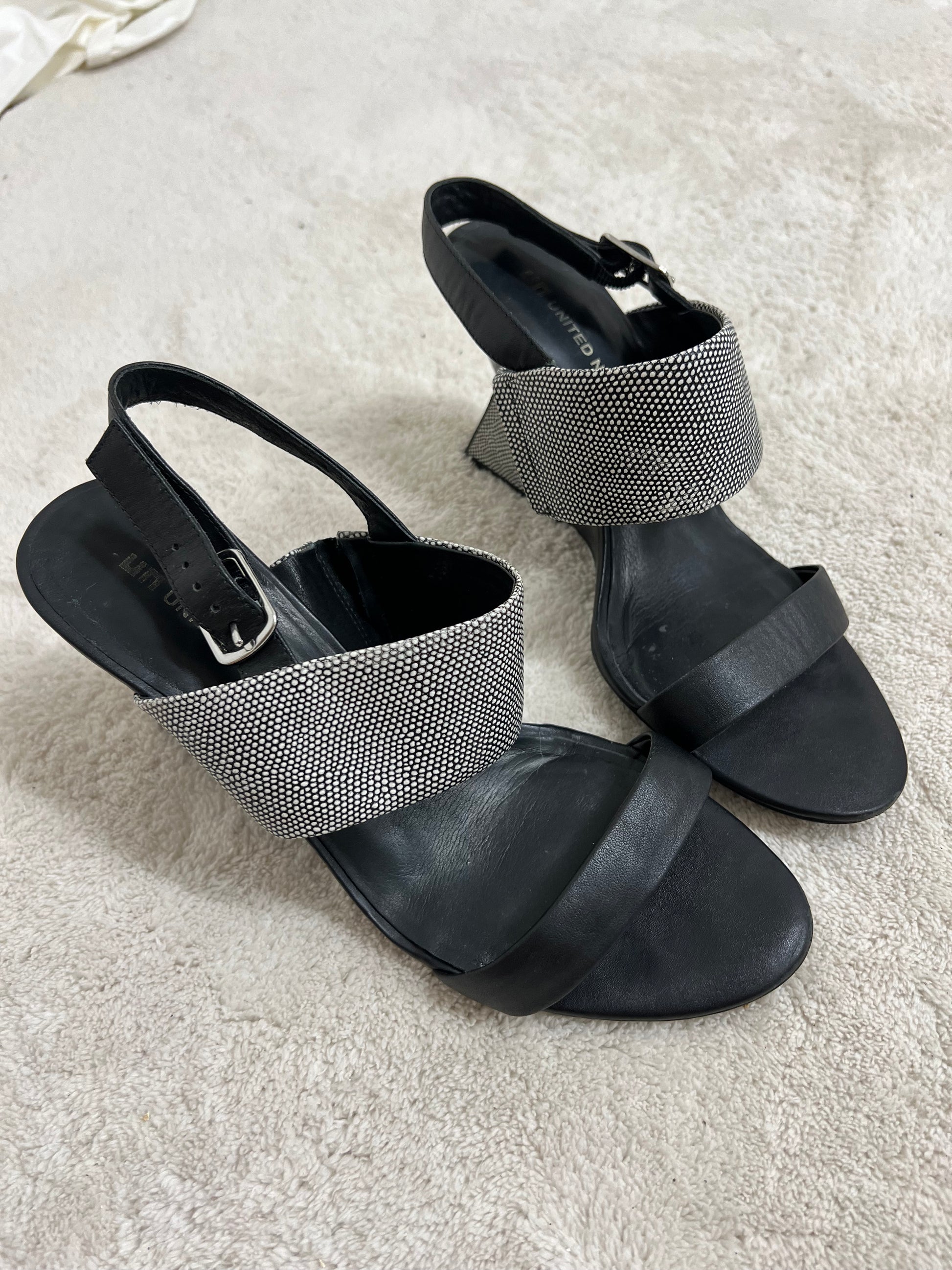 Wedge sandals