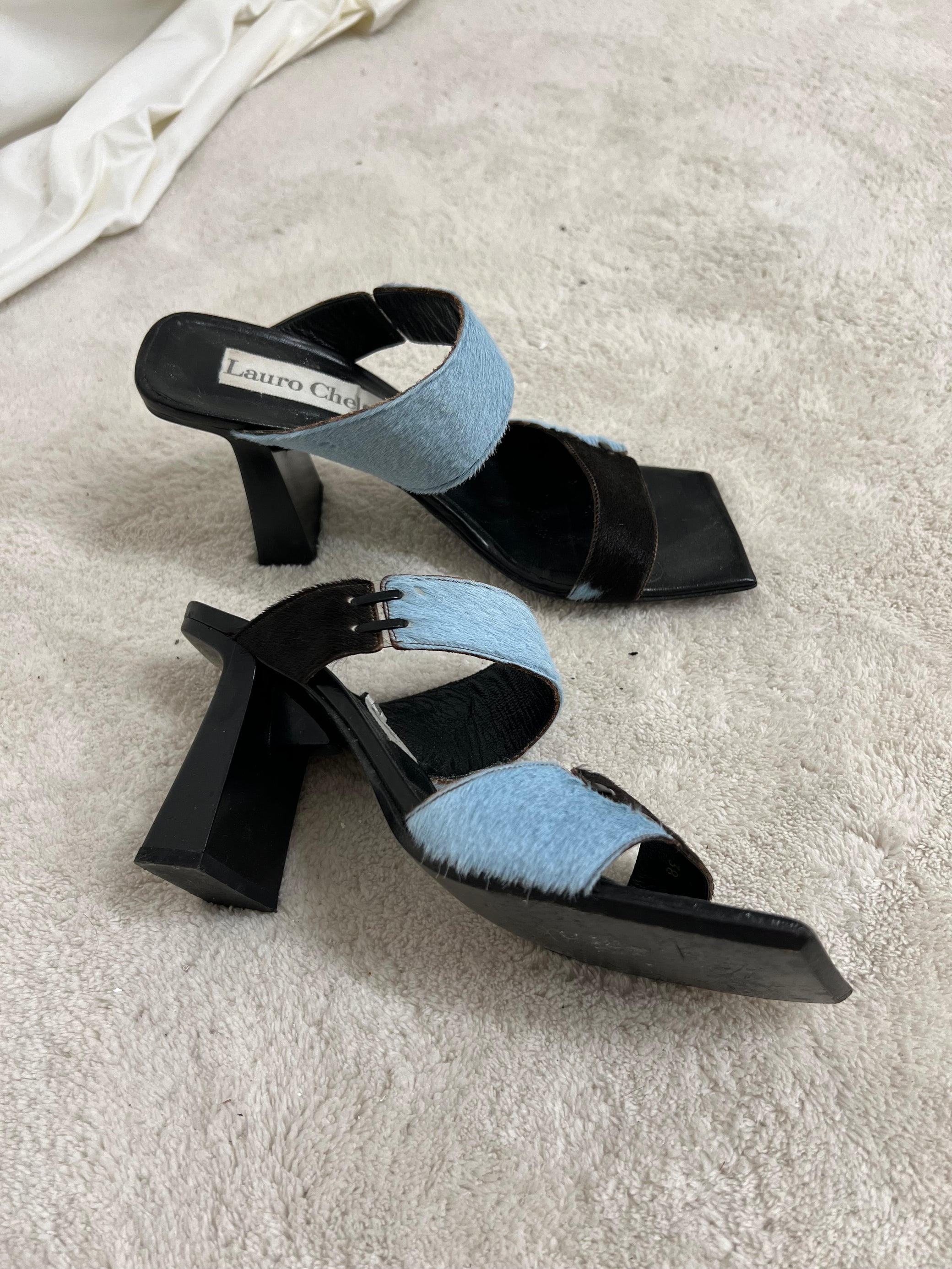 Pony hair sandals