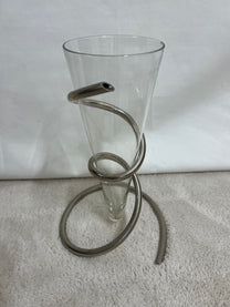 Suspended vase